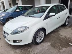 Bianco Usata 2013 Fiat Bravo Emotion Due volumi | 5999 € (Buon prezzo)