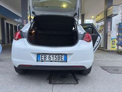 Usata 2010 Opel Astra Cosmo Tre volumi | 6500 € (Molto cara)