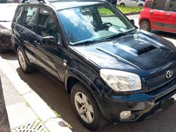 Usata 2004 Toyota RAV4 SUV | 1700 € (Super prezzo)