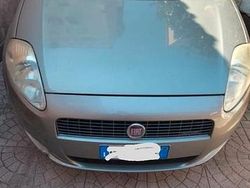 Grigio Usata 2008 Fiat Grande Punto Due volumi | 3400 € (Buon prezzo)