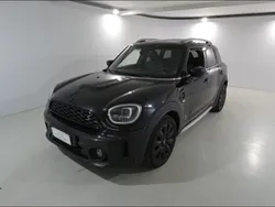 Midnight black metallic Usata 2023 Mini Cooper SD Countryman Classic SUV | 36.900 € (Cara)