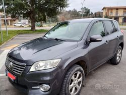 Grigio Usata 2010 Toyota RAV4 SUV | 5500 € (Buon prezzo)