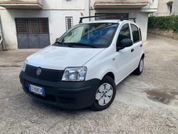 Bianco Usata 2011 Fiat Panda Due volumi | 3900 € (Buon prezzo)