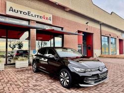 Nero metallizzato Usata 2025 VW Golf VIII Tre volumi | 31.900 € (Buon prezzo)