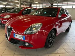 Rosso Usata 2017 Alfa Romeo Giulietta Super Due volumi | 9990 € (Super prezzo)