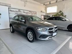 Grigio Usata 2021 Mercedes GLA200 Business SUV | 31.900 € (Buon prezzo)