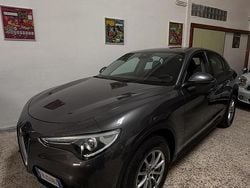 Grigio Usata 2018 Alfa Romeo Stelvio SUV | 16.800 € (Ottimo prezzo)