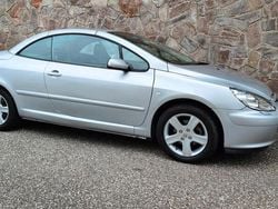 Argento Usata 2005 Peugeot 307 CC Cabrio | 4990 € (Molto cara)