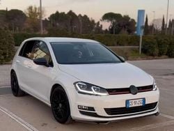 Usata 2014 VW Golf VII Highline Tre volumi | 9100 € (Buon prezzo)