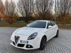 Other Usata 2014 Alfa Romeo Giulietta Distinctive Tre volumi | 4900 € (Ottimo prezzo)