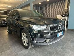 Nero Usata 2020 Volvo XC40 Momentum SUV | 16.900 € (Buon prezzo)