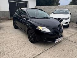 Nero Usata 2015 Lancia Ypsilon Due volumi | 7999 € (Buon prezzo)