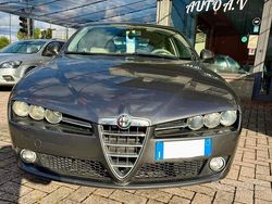 Grigio Usata 2005 Alfa Romeo 159 Distinctive Tre volumi | 2800 € (Buon prezzo)