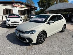 Beige Usata 2023 VW Polo Style Tre volumi | 18.899 € (Cara)