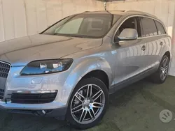 Grigio Usata 2007 Audi Q7 Ambiente SUV | 4700 € (Ottimo prezzo)