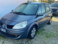 Argento Usata 2007 Renault Scénic II Monovolume | 1600 € (Buon prezzo)