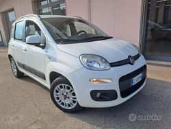 Bianco Usata 2013 Fiat Panda Lounge Tre volumi | 5650 € (Buon prezzo)