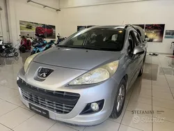 Usata 2011 Peugeot 207 Active Station wagon | 5800 € (Cara)