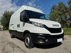 Bianco(met.) Usata 2022 Iveco Daily Tre volumi | 18.800 € (Super prezzo)