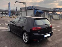 Nero Usata 2014 VW Golf VII GTD Tre volumi | 10.600 € (Cara)
