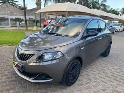 Grigio Usata 2022 Lancia Ypsilon S Due volumi | 10.900 € (Buon prezzo)