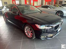 Nero Usata 2019 Volvo V90 Momentum Station wagon | 18.900 €