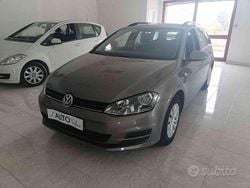 Grigio Usata 2015 VW Golf VII Comfortline Station wagon | 8900 € (Buon prezzo)