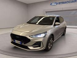 Bianco metallizzato Usata 2023 Ford Focus ST-Line X Tre volumi | 18.900 € (Buon prezzo)