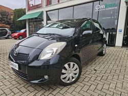 Nero Usata 2007 Toyota Yaris Sol Tre volumi | 3900 € (Buon prezzo)