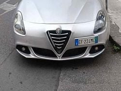 Grigio Usata 2010 Alfa Romeo Giulietta Tre volumi | 3500 € (Ottimo prezzo)