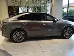 Usata 2020 Porsche Cayenne SUV | 67.999 € (Buon prezzo)