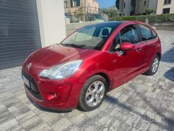Rosso Usata 2011 Citroën C3 Exclusive Due volumi | 5900 € (Buon prezzo)