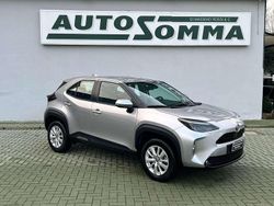 Argento Usata 2021 Toyota Yaris Cross Business Edition SUV | 21.700 € (Molto cara)