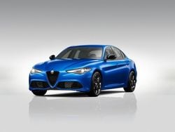 Blu Usata 2023 Alfa Romeo Giulia Veloce Tre volumi | 51.800 € (Molto cara)