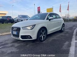 Bianco Usata 2013 Audi A1 Attraction Due volumi | 8750 € (Buon prezzo)