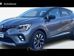 Grigio Usata 2023 Renault Captur Techno SUV | 18.890 € (Buon prezzo)