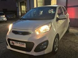 Bianco Usata 2014 Kia Picanto Due volumi | 10.550 € (Molto cara)