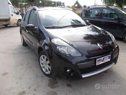 Usata 2011 Renault Clio GrandTour Station wagon | 3500 € (Molto cara)