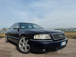 Blu Usata 1999 Audi A8 Tre volumi | 16.000 €