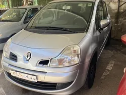 Usata 2010 Renault Modus Dynamique Monovolume | 2900 € (Buon prezzo)