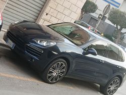 Blu Usata 2012 Porsche Cayenne SUV | 22.000 € (Buon prezzo)