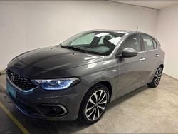 Grigio Usata 2017 Fiat Tipo Lounge Tre volumi | 9990 € (Buon prezzo)
