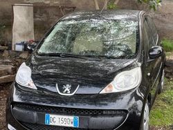 Nero Usata 2007 Peugeot 107 Due volumi | 4399 € (Molto cara)