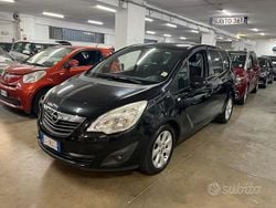 Nero Usata 2014 Opel Meriva Monovolume | 4990 € (Buon prezzo)