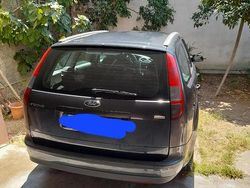 Grigio Usata 2006 Ford Focus Station wagon | 2600 € (Molto cara)