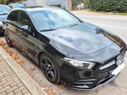 Nero Usata 2021 Mercedes A180 Tre volumi | 28.500 €