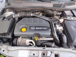Usata 2003 Opel Astra Tre volumi | 2500 € (Molto cara)