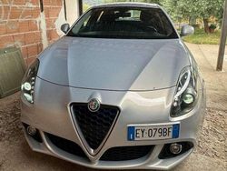 Grigio Usata 2014 Alfa Romeo Giulietta Distinctive Due volumi | 8000 € (Buon prezzo)