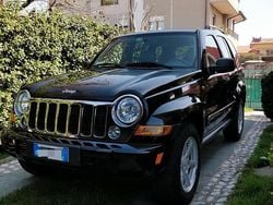 Nero Usata 2006 Jeep Cherokee Limited SUV | 9900 € (Molto cara)