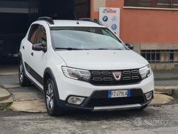 Bianco Usata 2019 Dacia Sandero Stepway Due volumi | 7990 € (Buon prezzo)